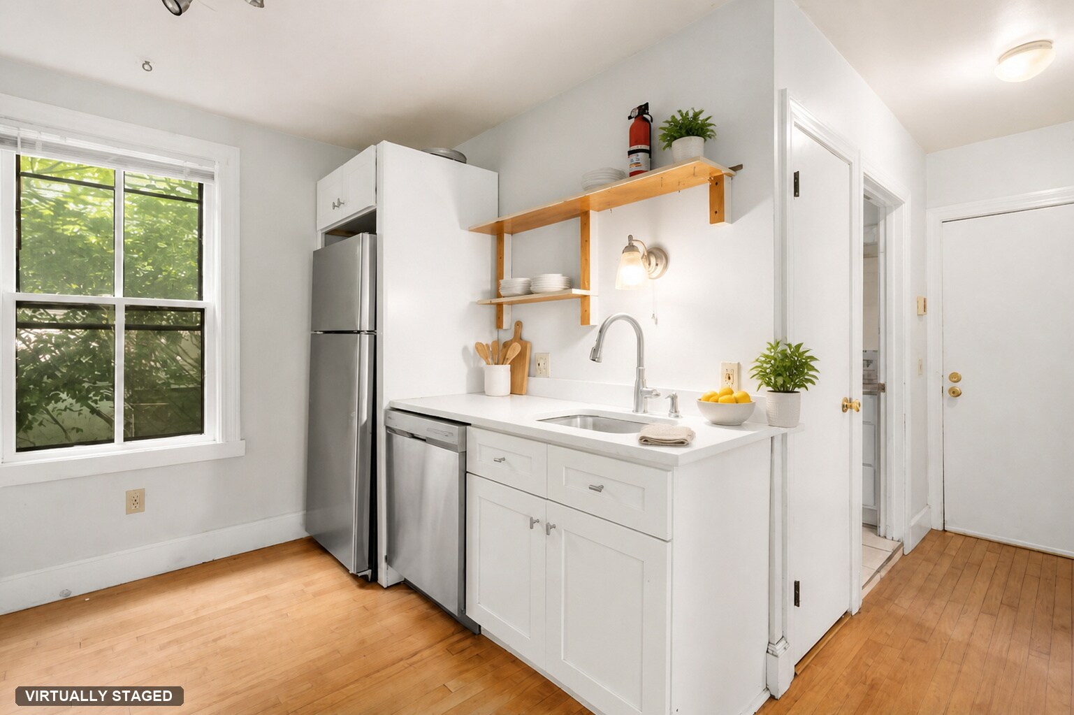 Building Photo - 75 Wood St