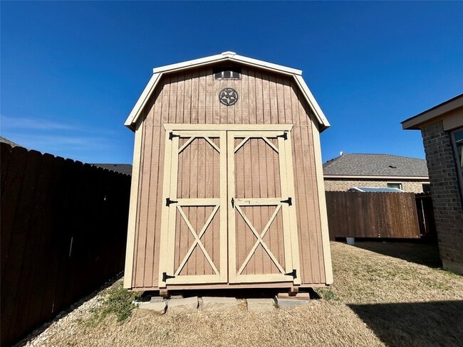 Building Photo - 3015 Watercrest Dr