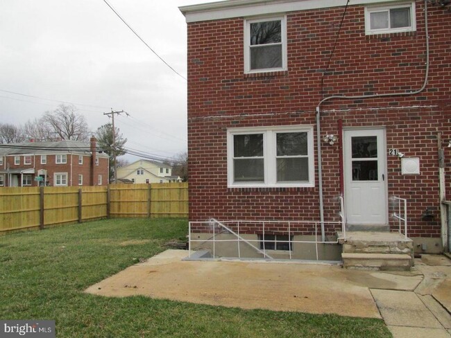 Building Photo - 2133 Southorn Rd