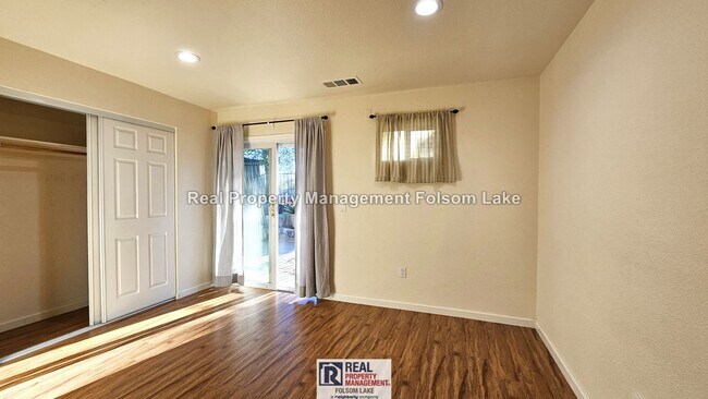 Building Photo - El Dorado Hills Home + Detached Cottage | Solar | 3-Car Garage | Private Backyard