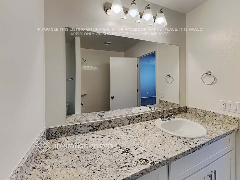 Building Photo - 40037 W Sanders Way
