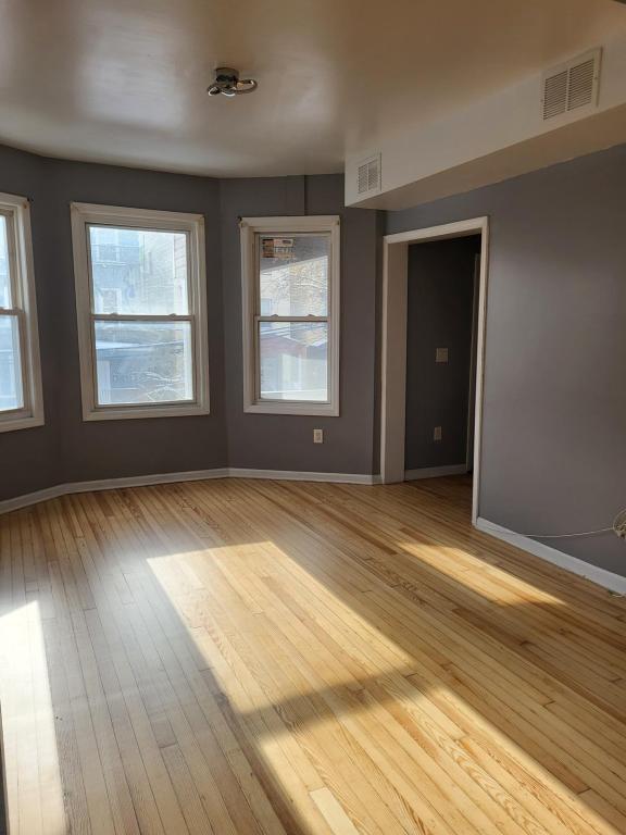 Building Photo - 93 Hopkins Pl