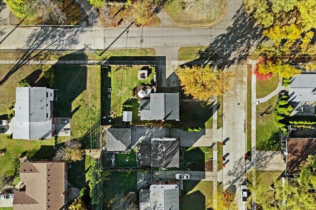 Building Photo - 29945 Everett St