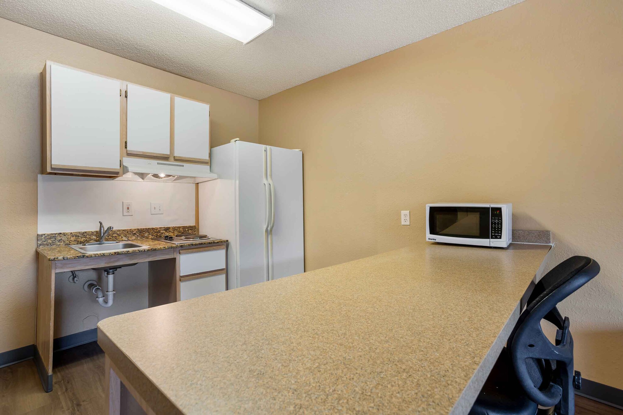 Building Photo - Furnished Studio-Houston - Sugar Land