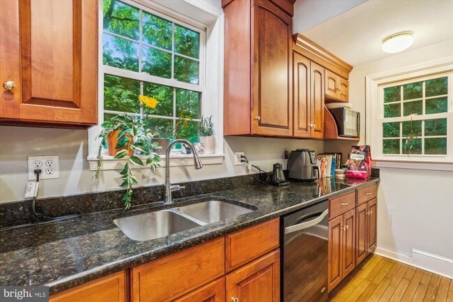 Building Photo - 4105 46th St NW