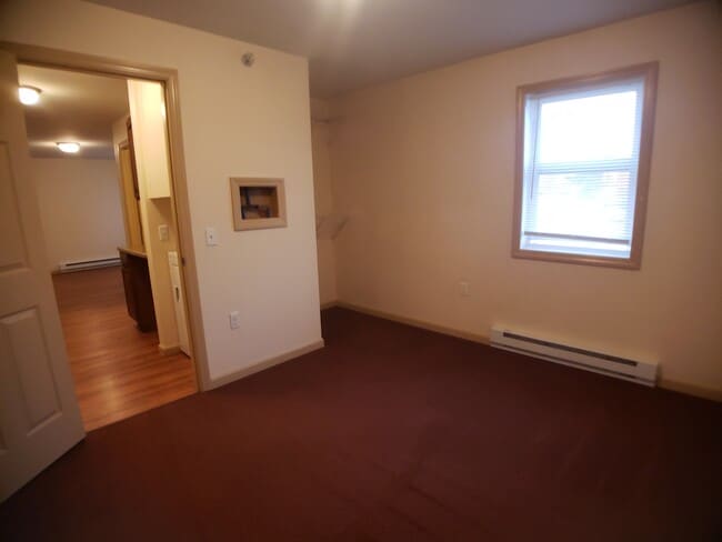 Building Photo - 83 Beall St