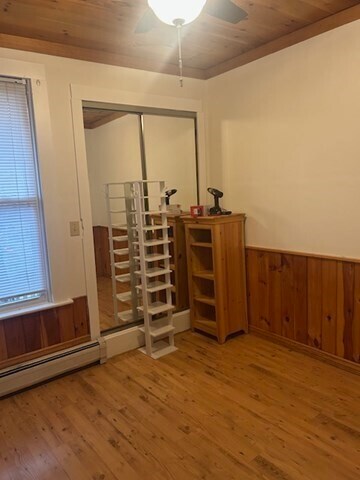 Building Photo - 316 Davis St