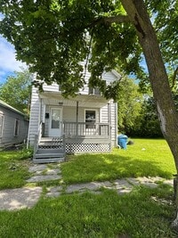 Building Photo - section 8 welcome, 4 bedroom, 1 bathroom s...