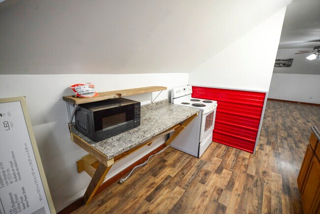 Building Photo - 2330 Old Richardson Hwy