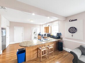 Building Photo - 32 Fisher Ave