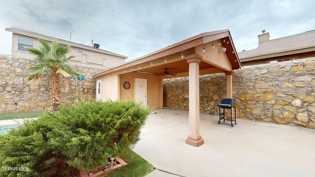 Building Photo - 12528 Sun Empress Dr