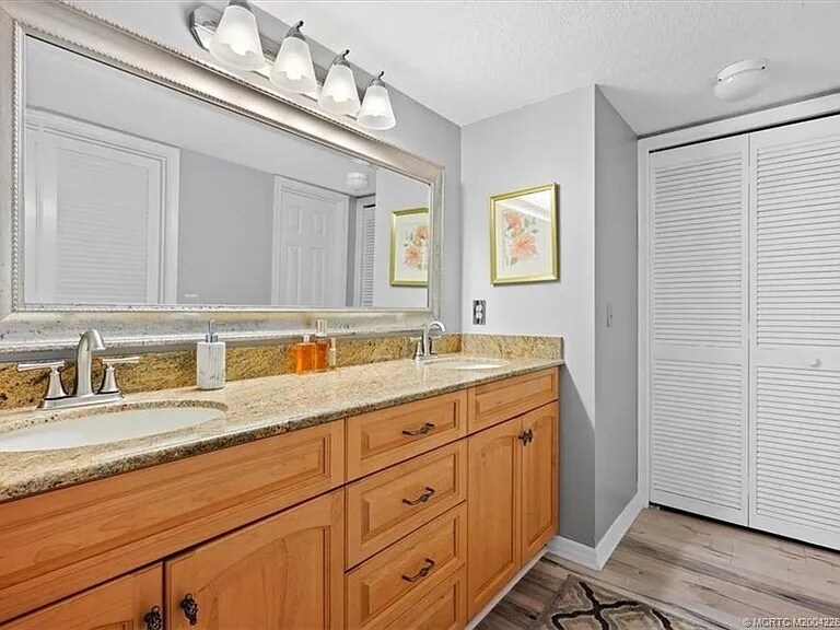 Master Bath with double sink - 166 SE Saint Lucie Blvd