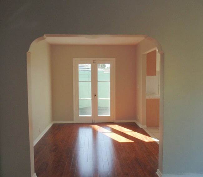 Dining room - 604 Boccaccio Ave