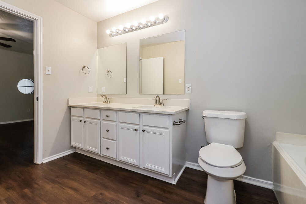 Building Photo - 8815 Roaring Point Dr