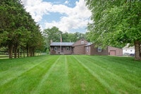 Building Photo - 86 S Rd