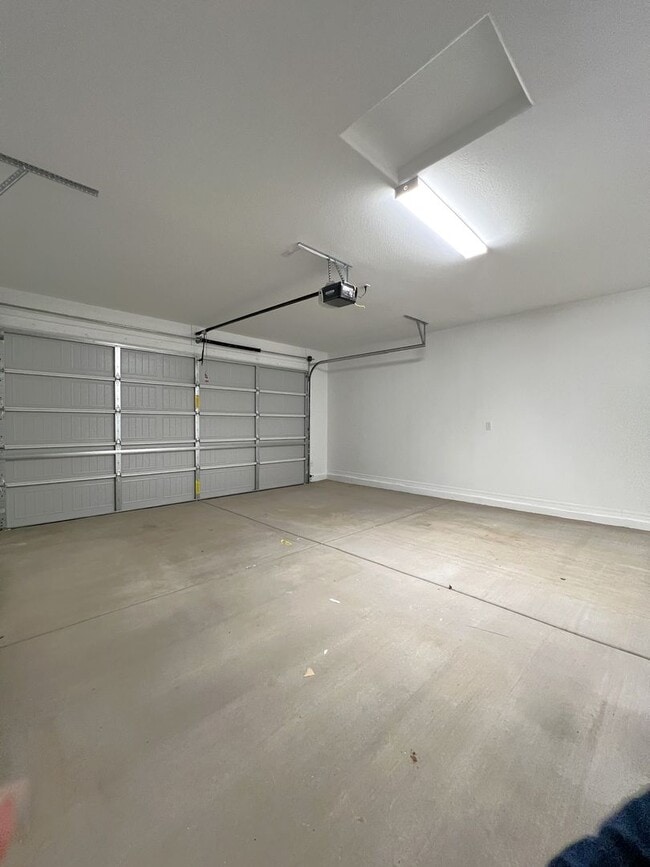 Building Photo - Brand New Home in Pronghorn Ranch