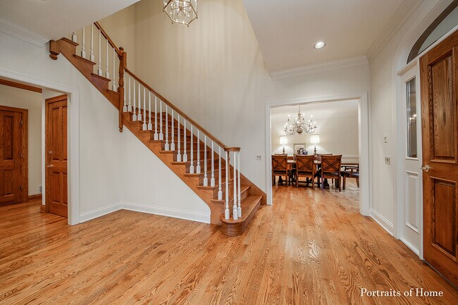 Building Photo - 1115 Bridgeview Ln