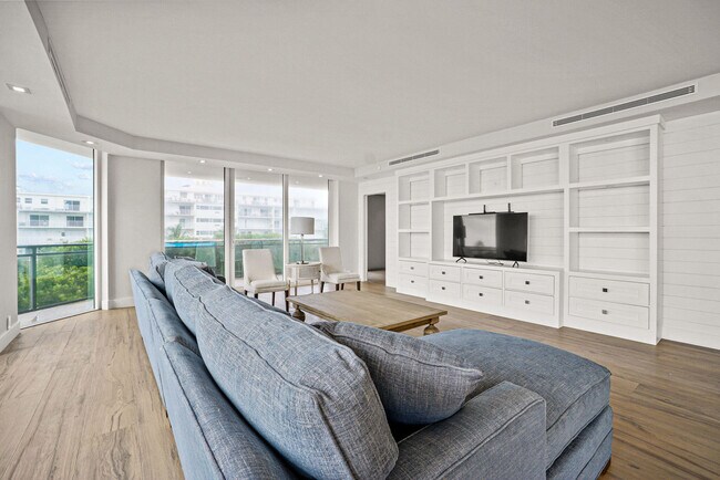 Building Photo - 3100 S Ocean Blvd