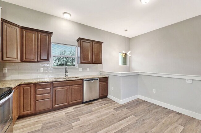 Building Photo - 2216 Quivira Cir