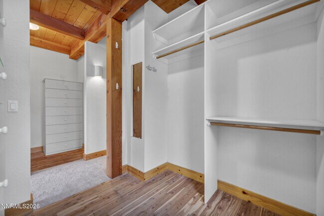 Building Photo - 54 Bennington Ct