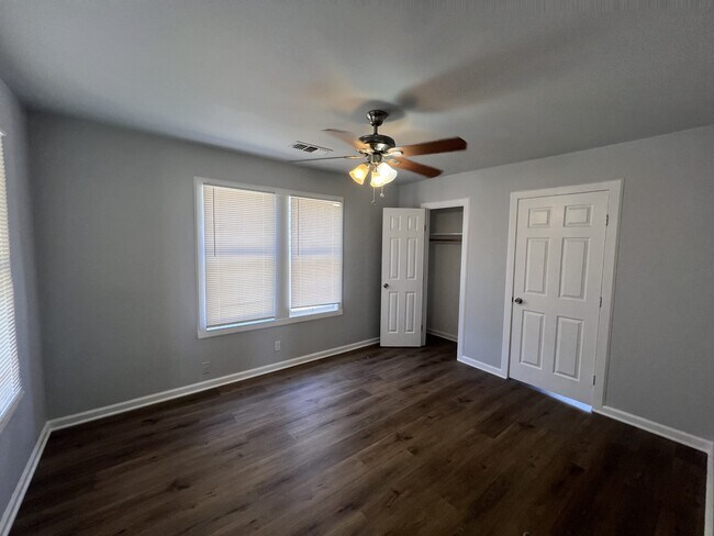 Building Photo - 2021 15th St