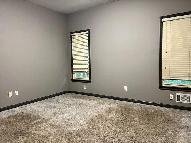 Building Photo - 5035 Hamptons Club Dr