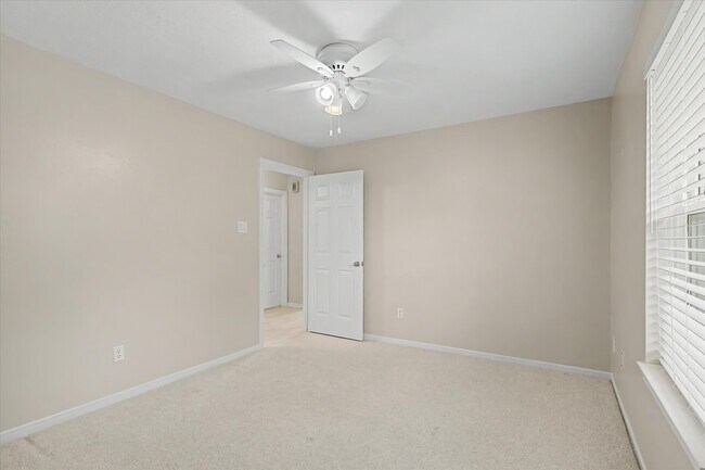 Building Photo - 21702 Cayman Point Dr