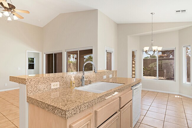 Building Photo - 79851 Carmel Valley Ave