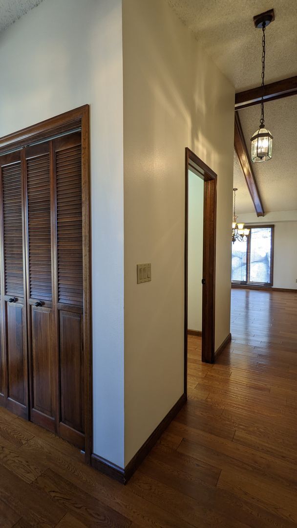 Building Photo - Beautiful 5 Bed, 3.25 Bath Broadmoor Home!