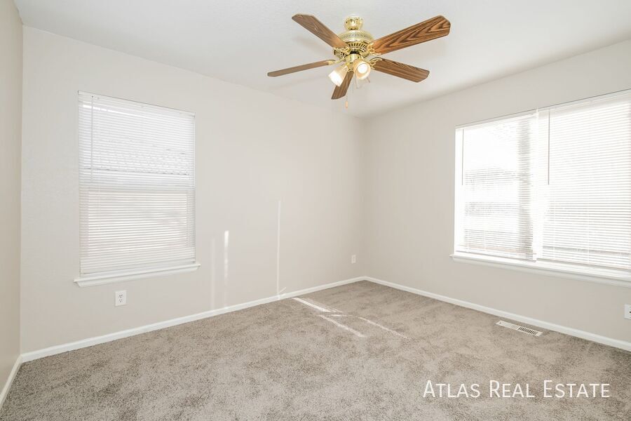 Building Photo - 4834 N Genoa St