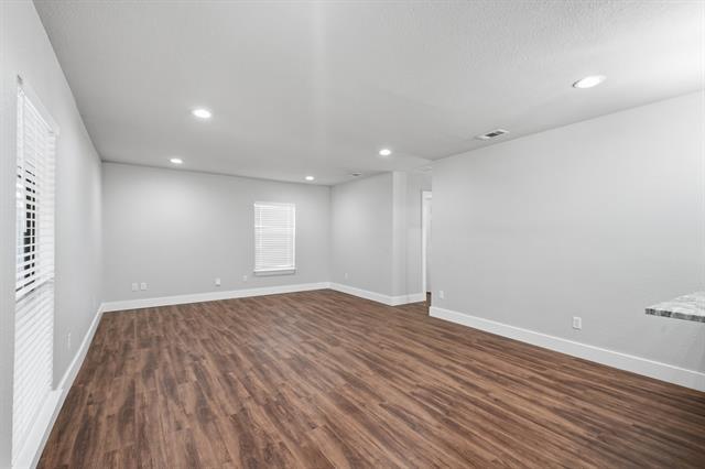 Building Photo - 9011 Angora St