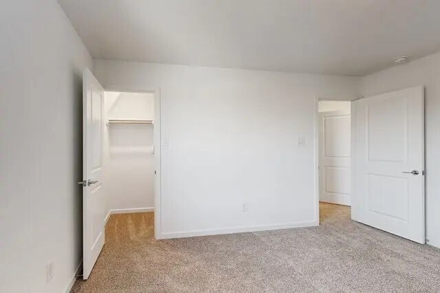 Building Photo - 21611 Shadowbrook Birch Dr