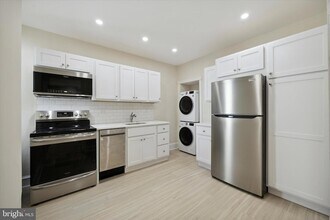 Building Photo - 2308 E Allegheny Ave