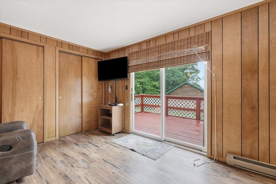 Building Photo - 107 Apple Dr