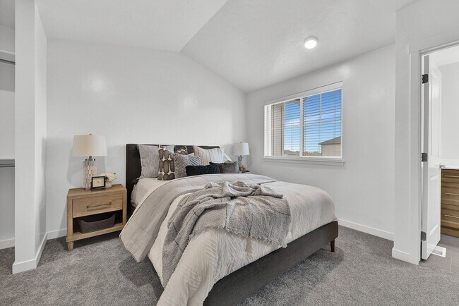 Building Photo - Brand New,Pre Leasing, August 15,2025: 3 bed, 2.5 bath townhome, 1,546 square feet. storage unit,...