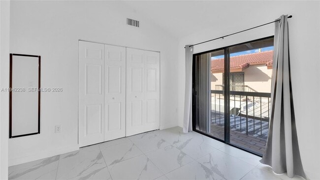 Building Photo - 1917 SW 107th Ave