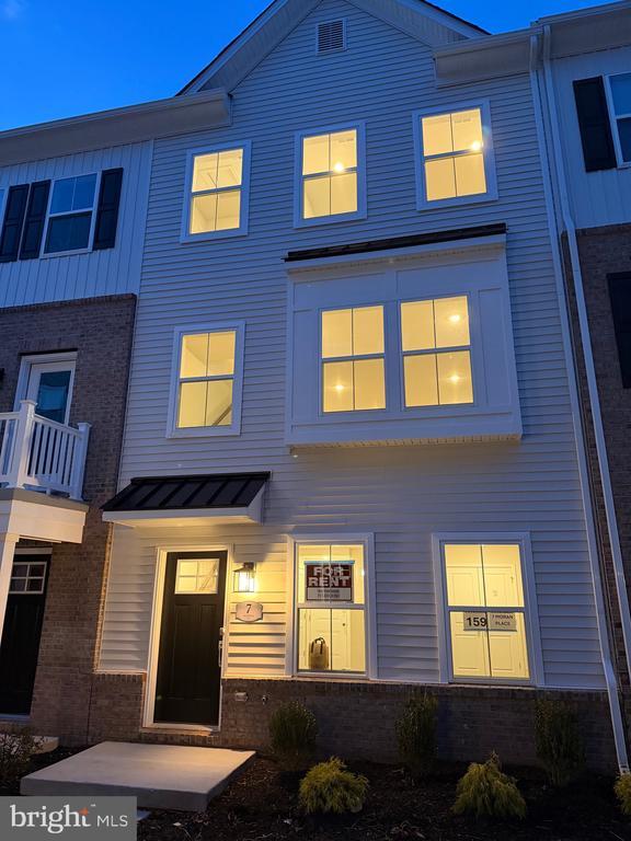 Building Photo - 7 Moran Pl