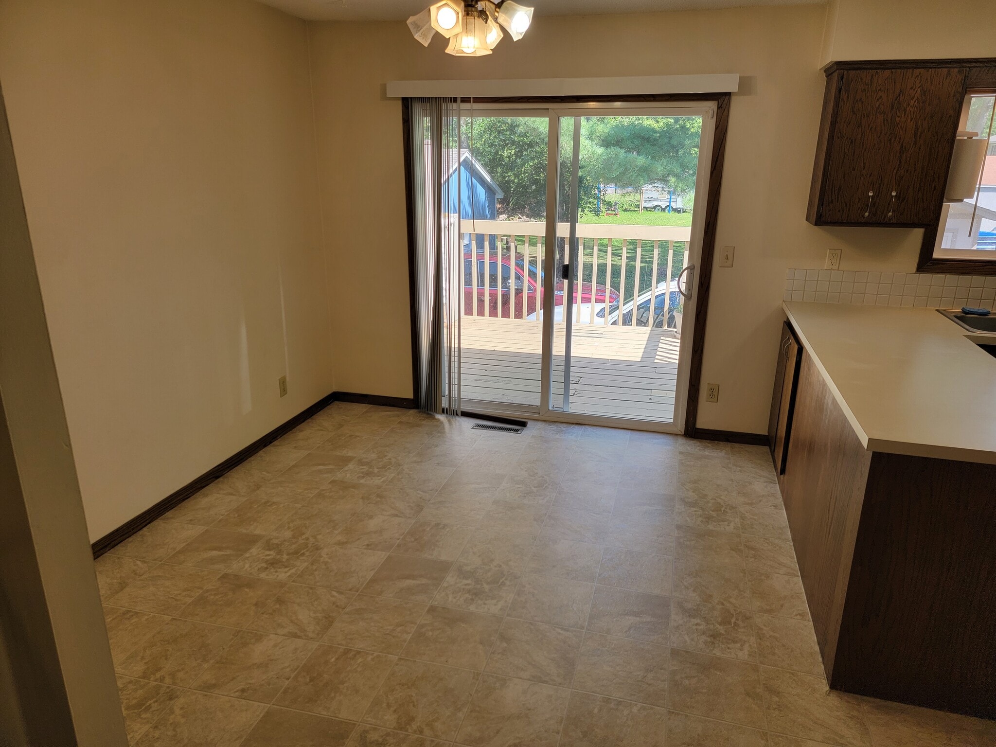 Dinning room - 6276 15th St N