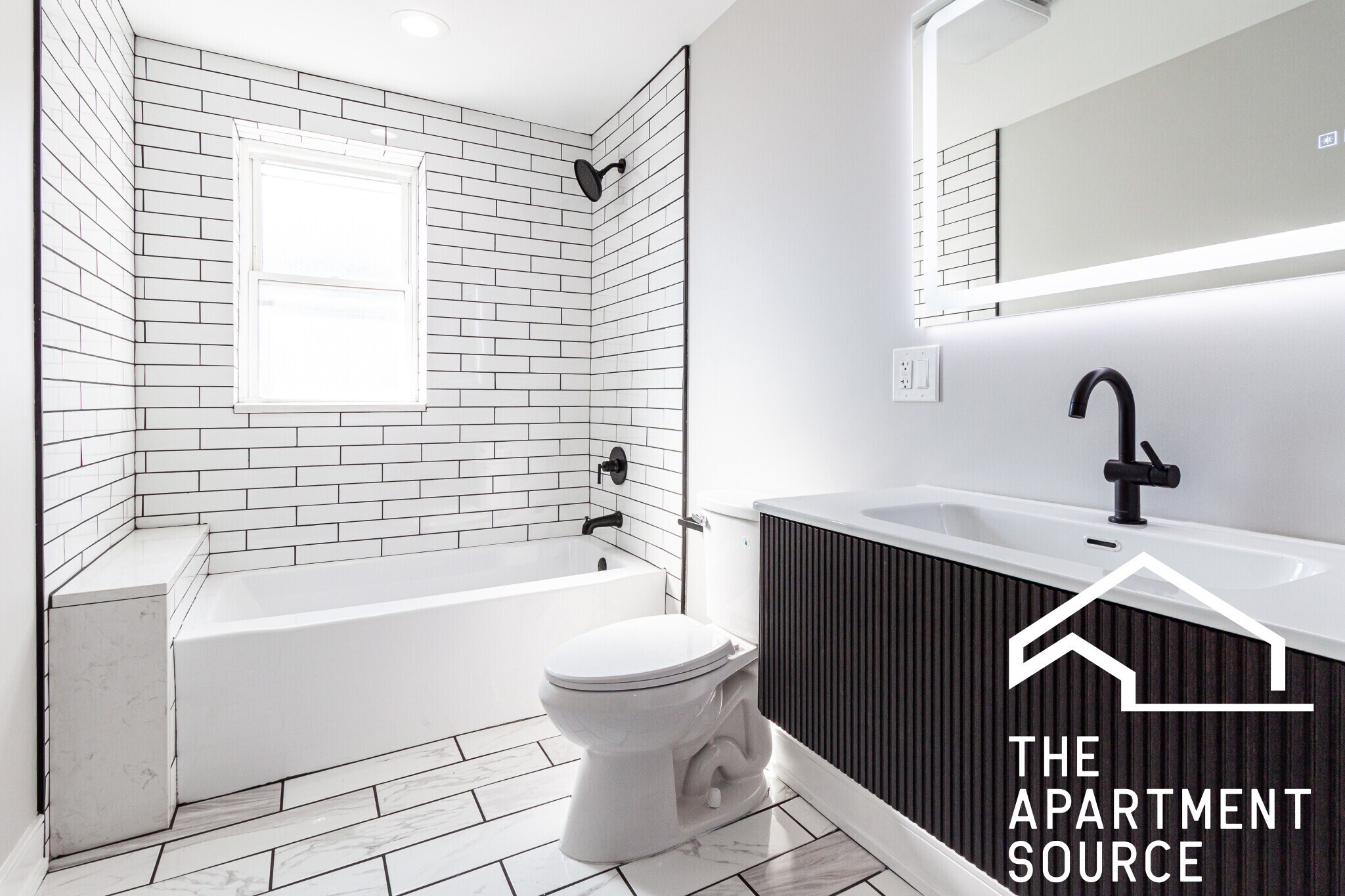 Building Photo - 2641 W Carmen Ave