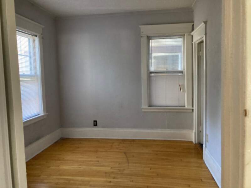 Building Photo - 293 W Robie St