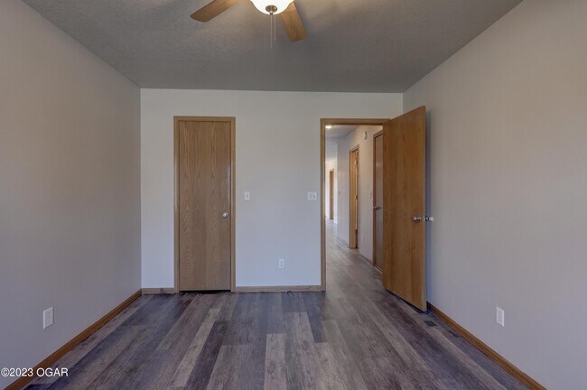 Building Photo - 119 W Briarbrook Ln