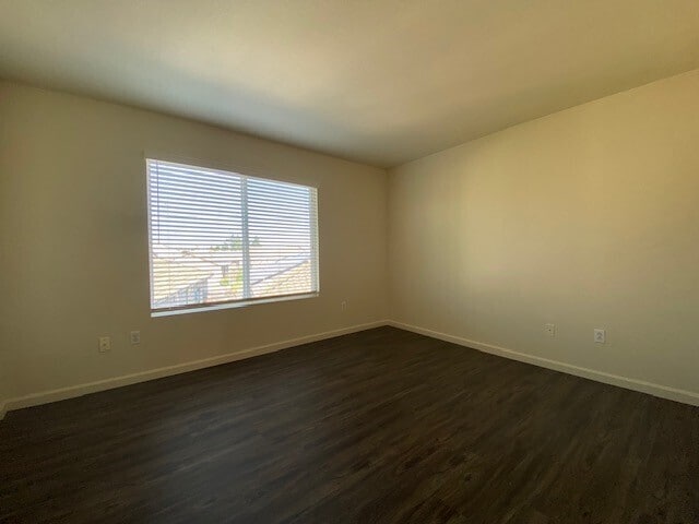 Building Photo - 3 Bedroom, 2.5 Bath, 1,505 sq. ft. home in...