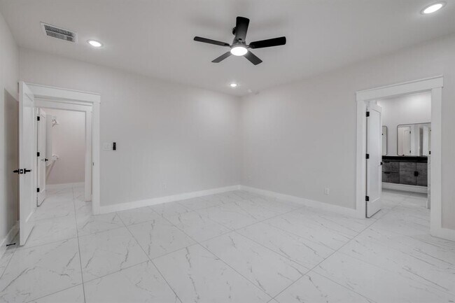 Building Photo - 308 Makaha Dr