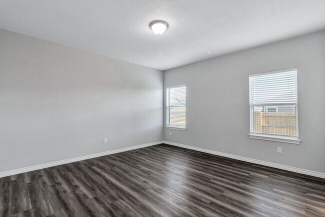 Building Photo - 216 Syrah Ct
