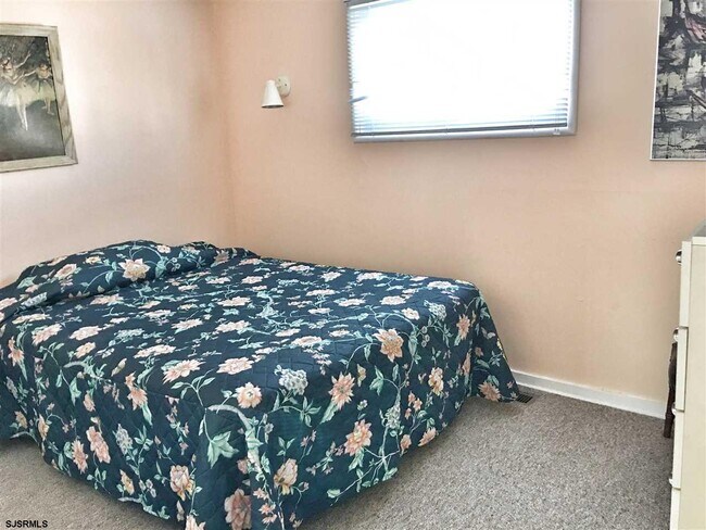 Building Photo - 316 N Vendome Ave