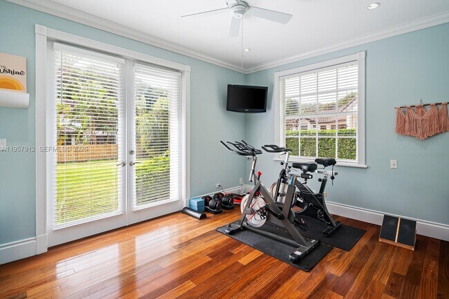 Building Photo - 5770 SW 128th St