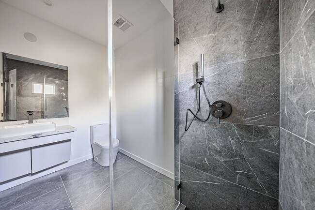 Building Photo - 1954 Purdue Ave