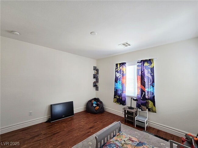 Building Photo - 125 Short Ruff Way