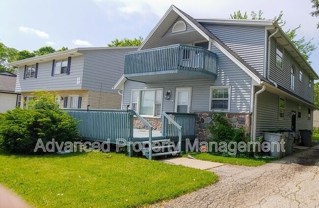 Building Photo - 7032A W Mill Rd