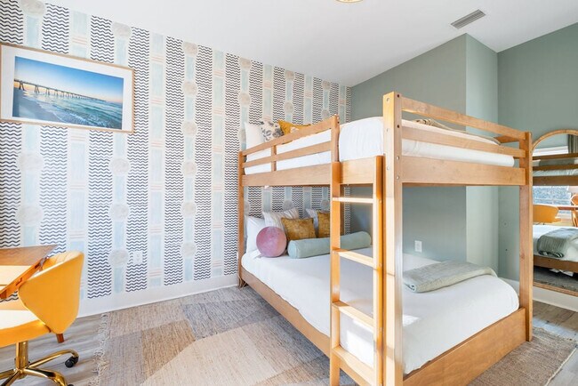 Building Photo - 19901 Charlie Claude Dr